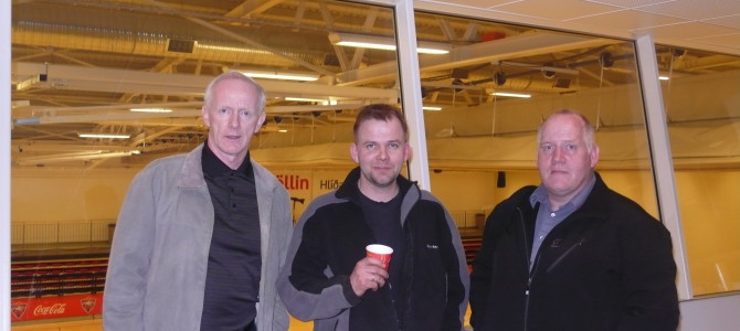 Hitaveitusamningar undirritaðir á Hlíðarenda 3. maí 2010 Hitaveitusamningar undirritaðir á Hlíðarenda 3. maí 2010