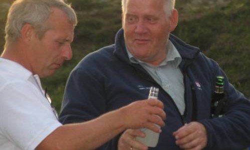 Hluti hitaveitumanna á vínsmökkunarfundi, eða hvað?