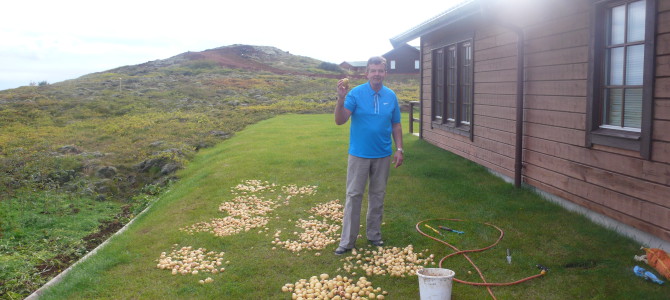 Sjálfsþurftarbúskapur hjá Reyni og Önnu